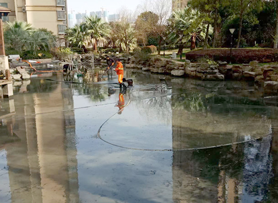 儋州景观池淤泥清理